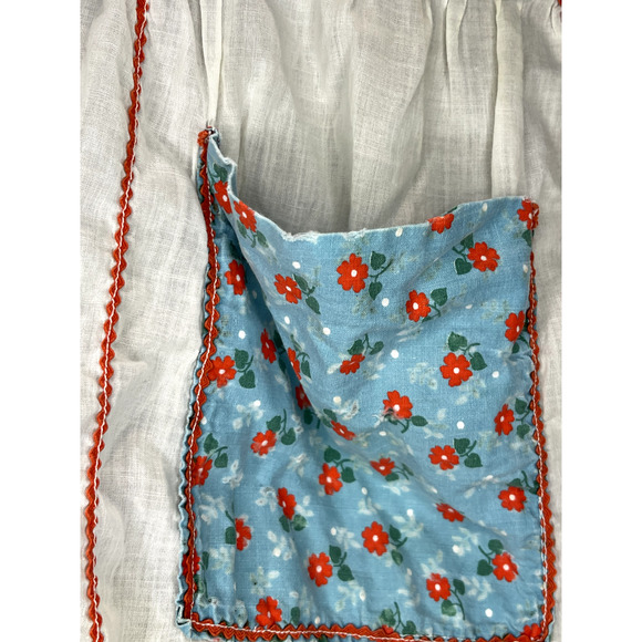 Vintage Handmade Half Kitchen Flower Apron - Picture 4 of 4